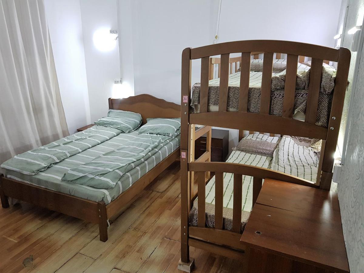 Backpackers Hostel Tbilisi Exterior photo