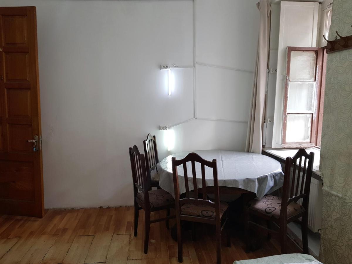 Backpackers Hostel Tbilisi Exterior photo